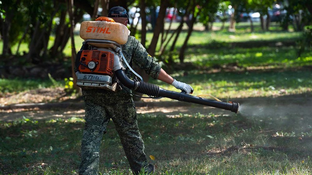 Обработка челябинских скверов от клещей продолжится в начале мая