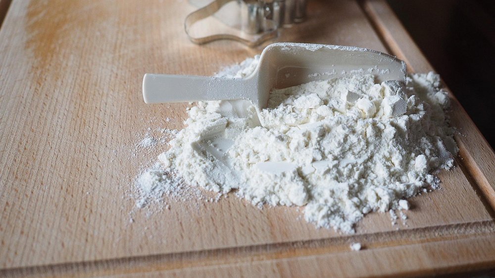 УФАС запретило сети «Магнит» повышать цены на муку в Снежинске