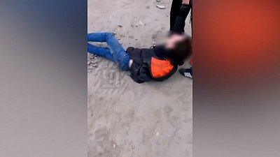 В Челябинске подростки толпой избили сверстника