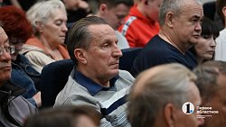 В Челябинске прошли публичные слушания проекта крытого катка УралГУФК