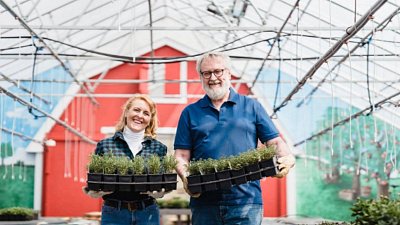 Чем заняться в саду в мае