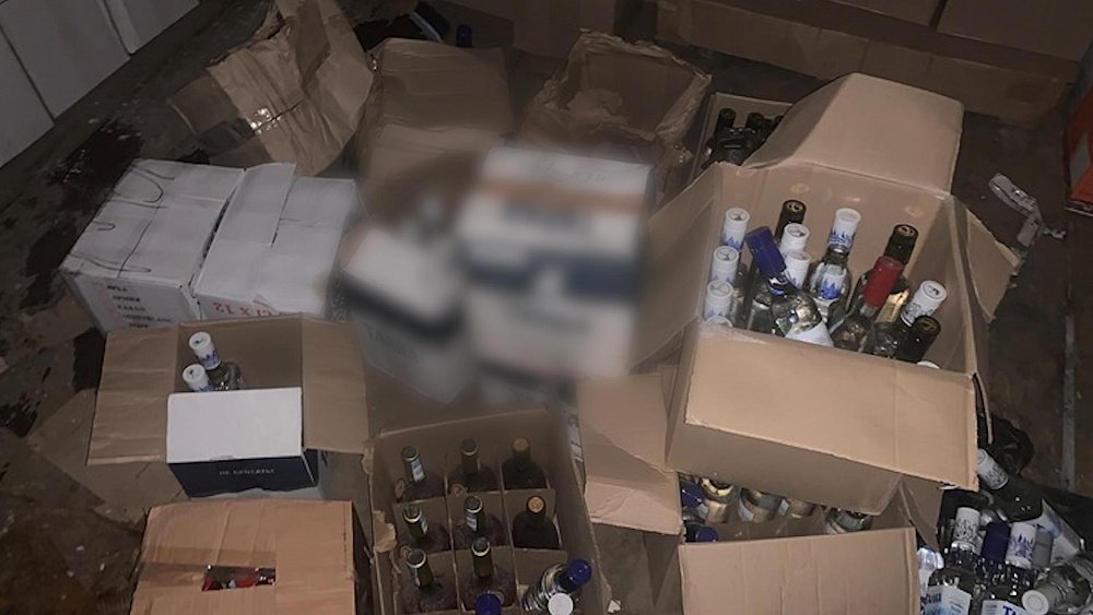 В Челябинской области участники ОПГ пойдут под суд за продажу контрафактных сигарет и алкоголя