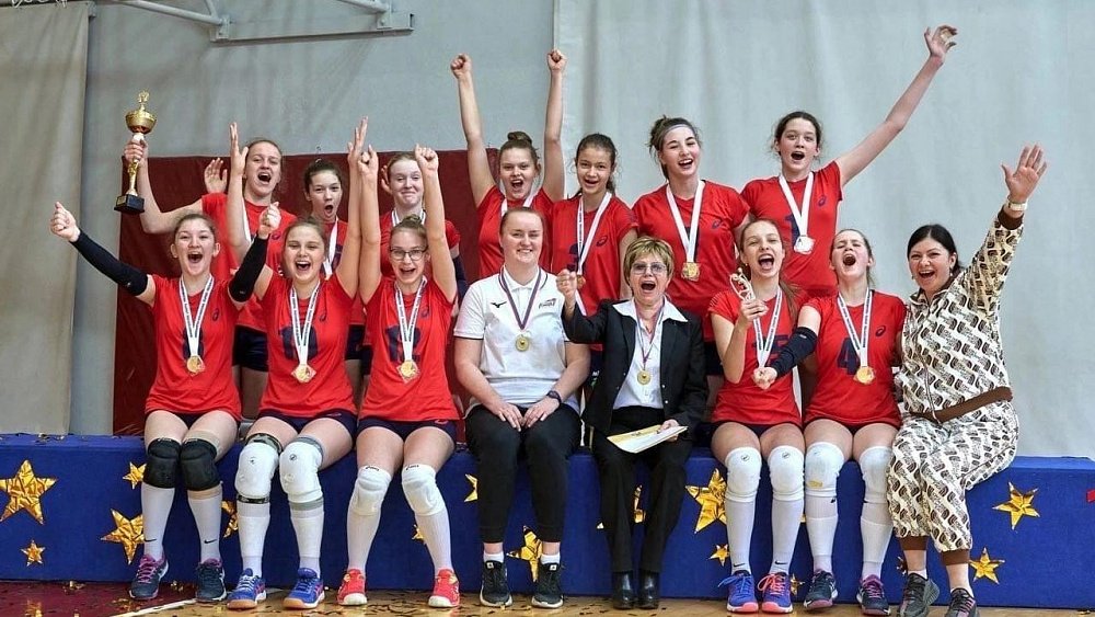 Челябинская волейбольная команда «Юность-Метар» — чемпион первенства России