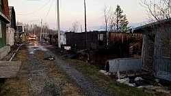 В Златоусте в ночном пожаре сгорели пять дачных домов