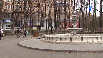 Фонтан на Макеева готовят к запуску