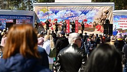 В Челябинске полицейские организовали праздник, посвященный Дню Победы