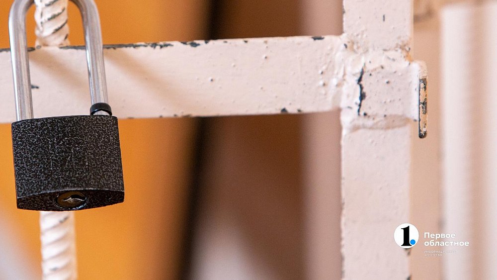 Челябинский суд отправил пятерых мужчин в колонию за производство крупной партии наркотиков