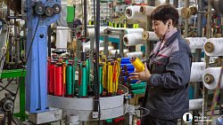 От скакалок до карбоновых лент: репортаж с веревочного производства в Челябинске