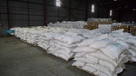 127 тонн сахара под видом соли пытались вывезти из Челябинской области 127 тонн сахара под видом соли пытались вывезти из Челябинской области