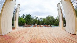 В горсаду им. Пушкина отремонтировали летнюю сцену
