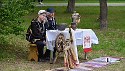 Семейный фестиваль «Пикник на Алом» проходит в Челябинске