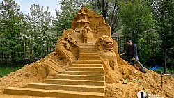 В челябинском парке создают скульптуры из песка