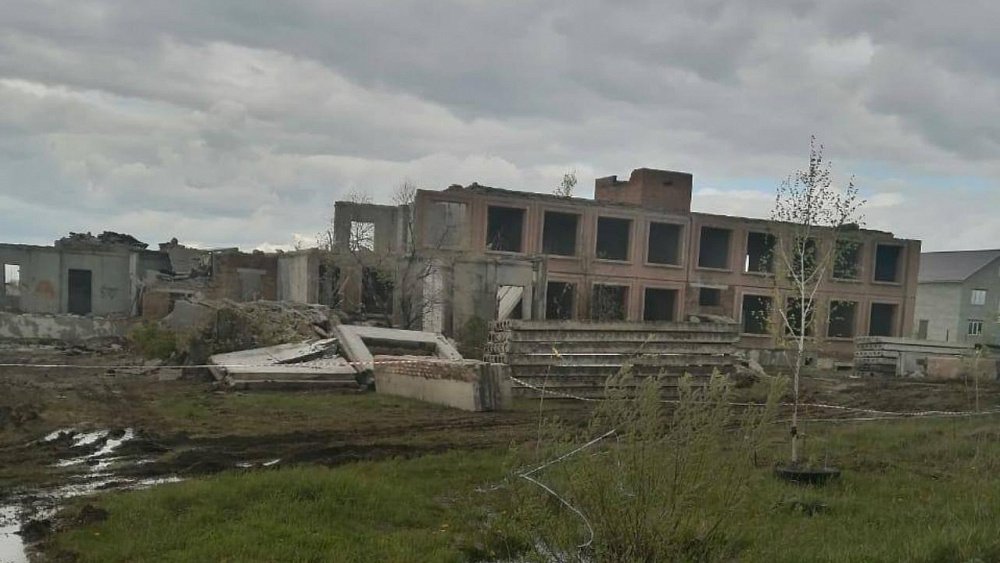 СК возбудил уголовное дело после гибели 17-летнего парня на стройке в Агаповском районе