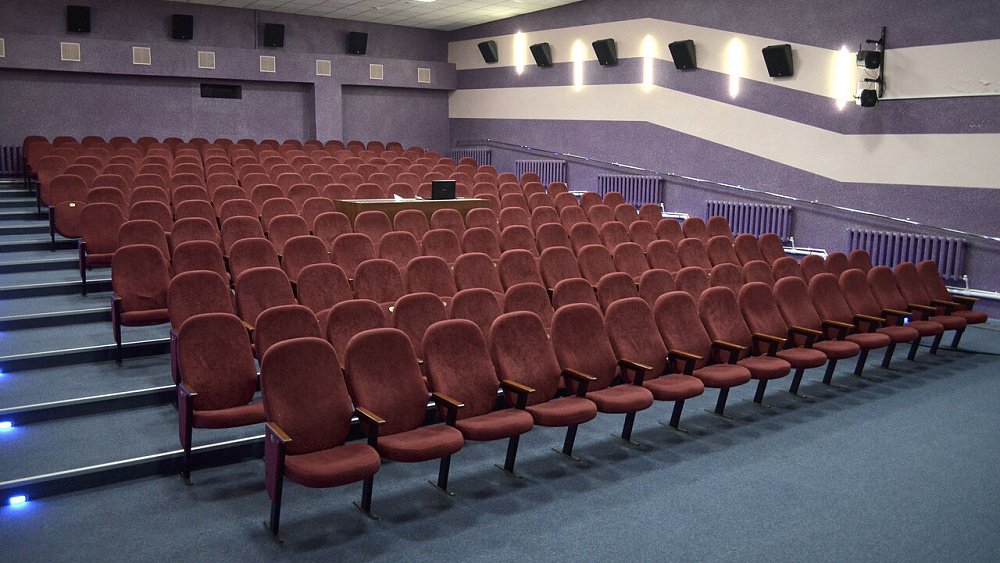 В Челябинской области поддержат муниципальные кинотеатры