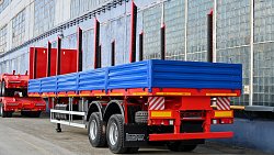 Сам себе полуприцеп: репортаж с южноуральского завода тяжеловозной техники