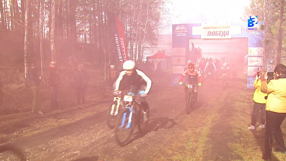 Велосипедисты открывают летний сезон