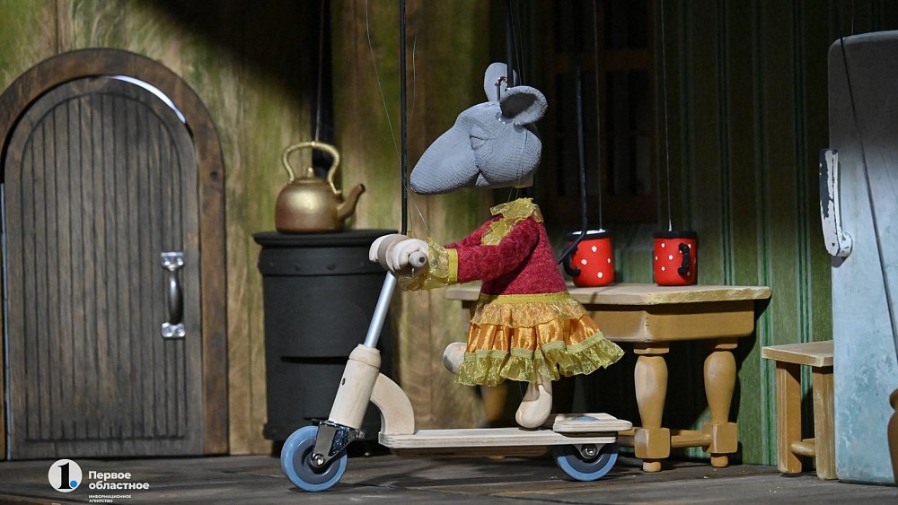 В челябинском Театре кукол поставили семейную сказку про мышь Гликерию