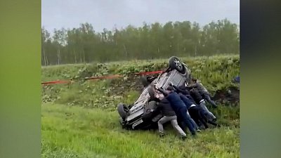 На трассе в Челябинской области перевернулся автомобиль