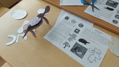 ЧМК поддержал экопроект по созданию игрушек из переработанного картона