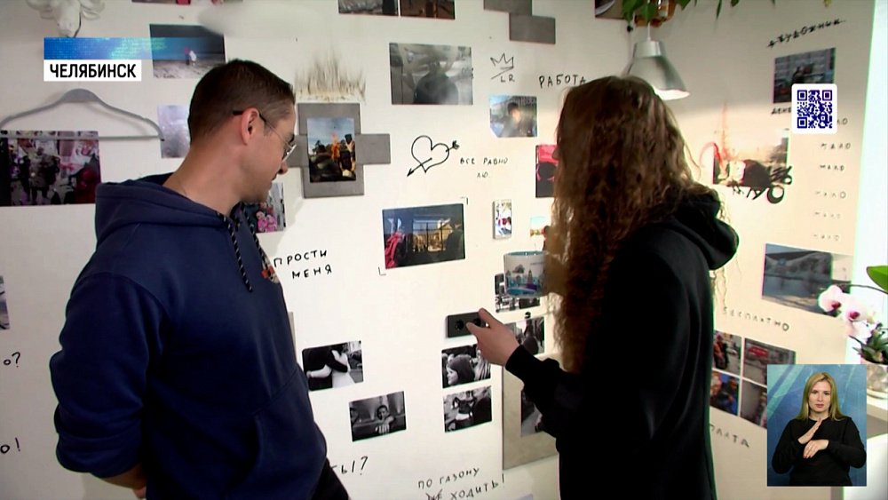 Челябинец открыл галерею у себя в квартире