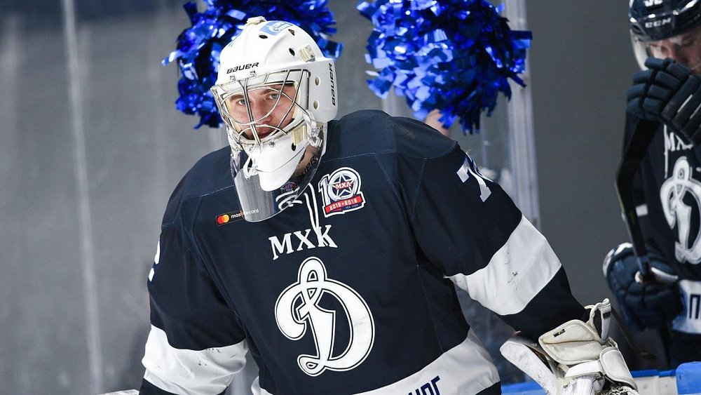 Челябинский «Трактор» обменял защитника Богдана Жилякова на вратаря Кирилла Устименко