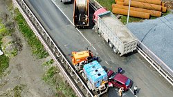 Водитель и пассажир LADA погибли в лобовом ДТП с фурой на трассе в Челябинской области