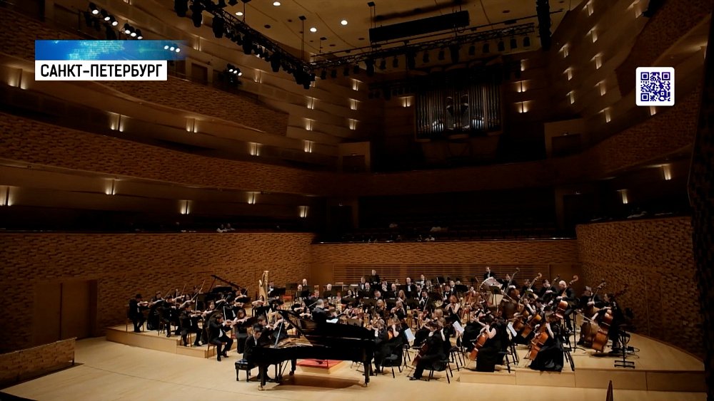 Симфонический оркестр выступил на «Мариинке-3»