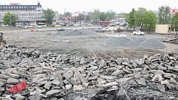 Наталья Котова проверила ход благоустройства сквера у ДК «Станкомаш»