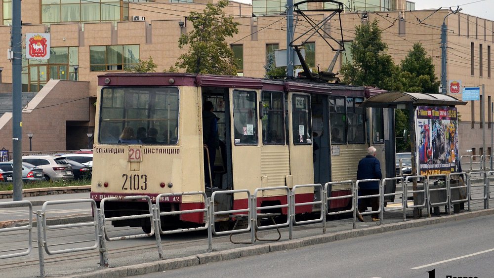 Два маршрута трамвая временно изменят схему движения в Челябинске