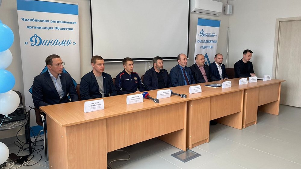 Агрофирма «Ариант» поздравила челябинского самбиста с триумфальными победами