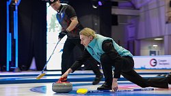Южноуральские олимпийцы завоевали золото международного турнира по керлингу