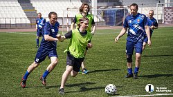 Хоккеисты «Трактора» проиграли команде регионального правительства в футбольном матче