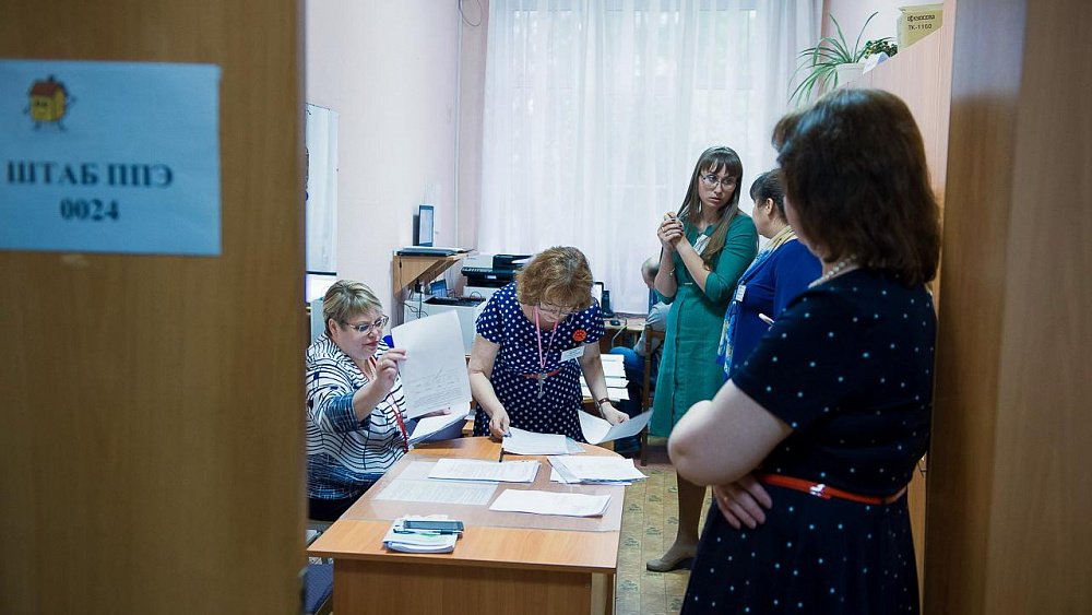 Школьника из Челябинской области прогнали с ЕГЭ по математике из‑за шпаргалки