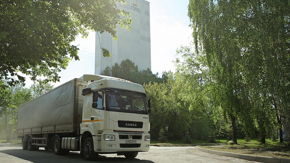 Ракетный центр Макеева отправил рекордную партию гуманитарной помощи на Донбасс