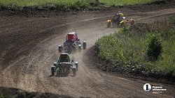 Команда из Перми одержала победу в чемпионате и первенстве УрФО по автокроссу