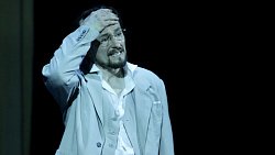 Сергей Безруков сыграл дядю Ваню на сцене челябинского театра