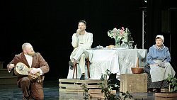 Сергей Безруков сыграл дядю Ваню на сцене челябинского театра