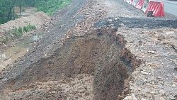 В Челябинской области сточными водами размыло участок федеральной трассы