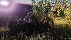 На трассе в Челябинской области пьяный водитель авто погиб в ДТП с переворотом