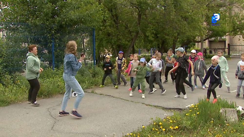 В Миассе продолжают работу детские лагеря