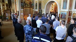 10 тысяч верующих приложились к ковчегу с мощами Сергия Радонежского в Челябинске