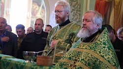 10 тысяч верующих приложились к ковчегу с мощами Сергия Радонежского в Челябинске