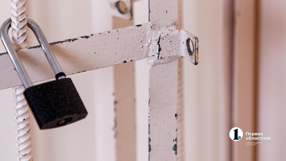 Двоих мужчин осудили за ограбления челябинских ювелирных магазинов на 2,9 млн рублей