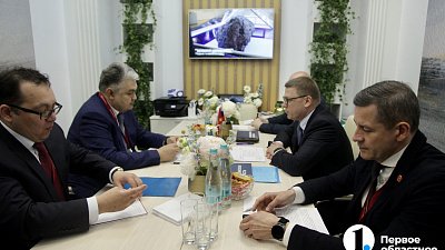 Алексей Текслер обсудил развитие ТЛК «Южноуральский» с послом Казахстана