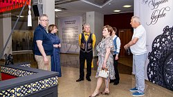 Дочь Юрия Гагарина посетила челябинский Исторический музей