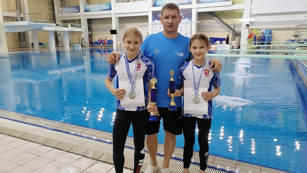 Юные челябинские спортсменки стали призерами первенства России по прыжкам в воду