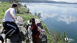 Волонтеры вышли на очистку озера Тургояк в рамках акции «Вода России»