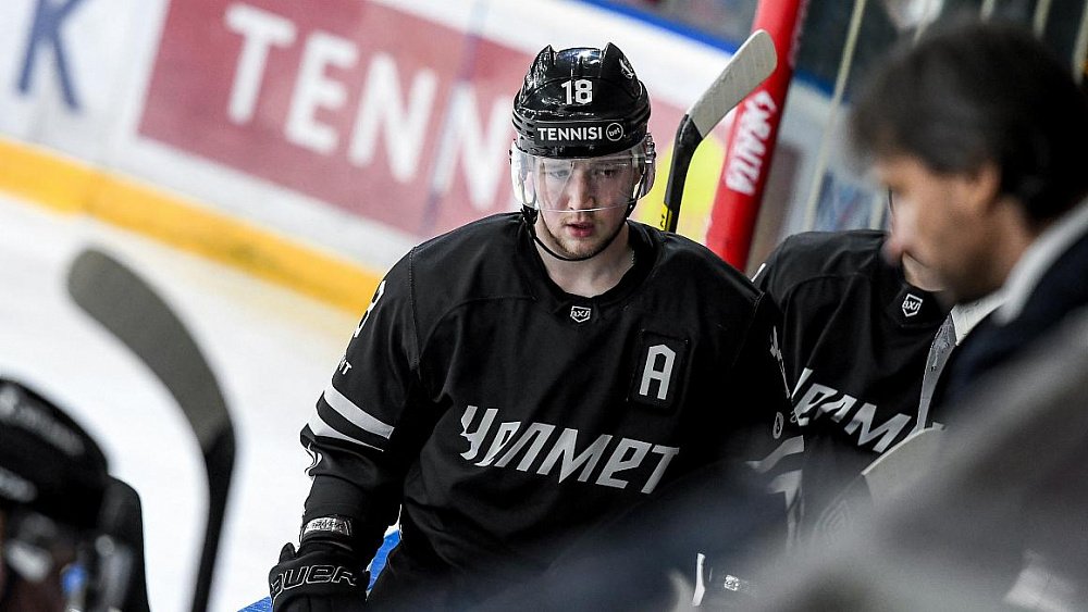 Хоккейный клуб «Трактор» обменял защитника Дмитрия Алексеева в ЦСКА