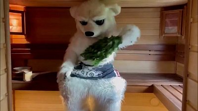 Талисман ХК «Трактор» парится в бане