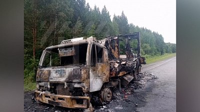 Под Нязепетровском вспыхнул грузовик с урожаем